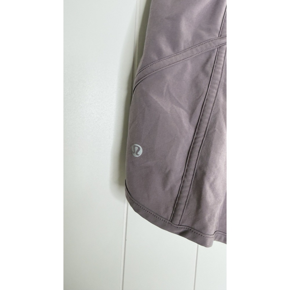 Lululemon Tracker V 4" Low Rise Short Women 4 Smoked Mulberry W7AA6S Swift Ultra - Picture 9 of 11